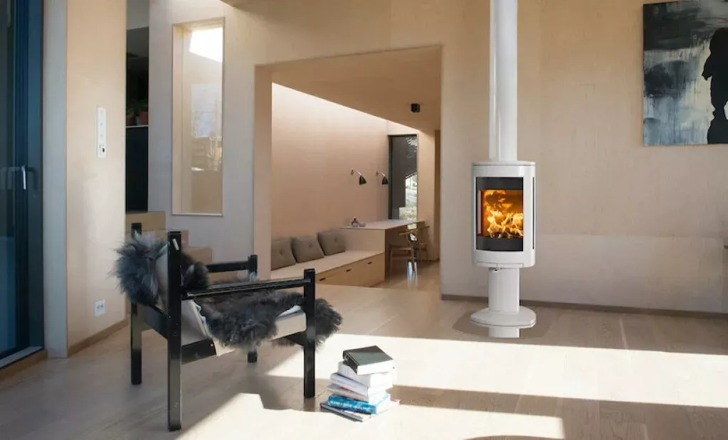 kaminnye-pechi-jotul-f-370-advance-series-5302-1f5389a-r1024x768